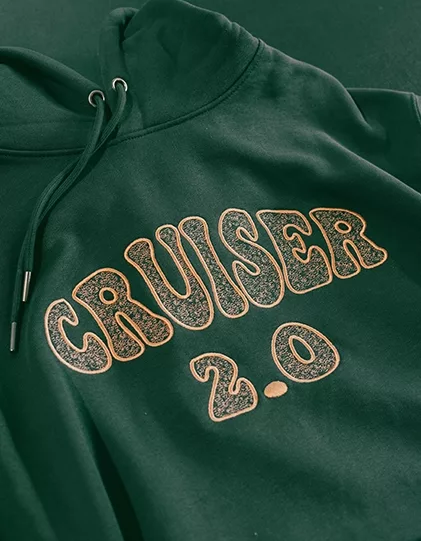 détail d’une broderie personnalisée sur textile professionnel
