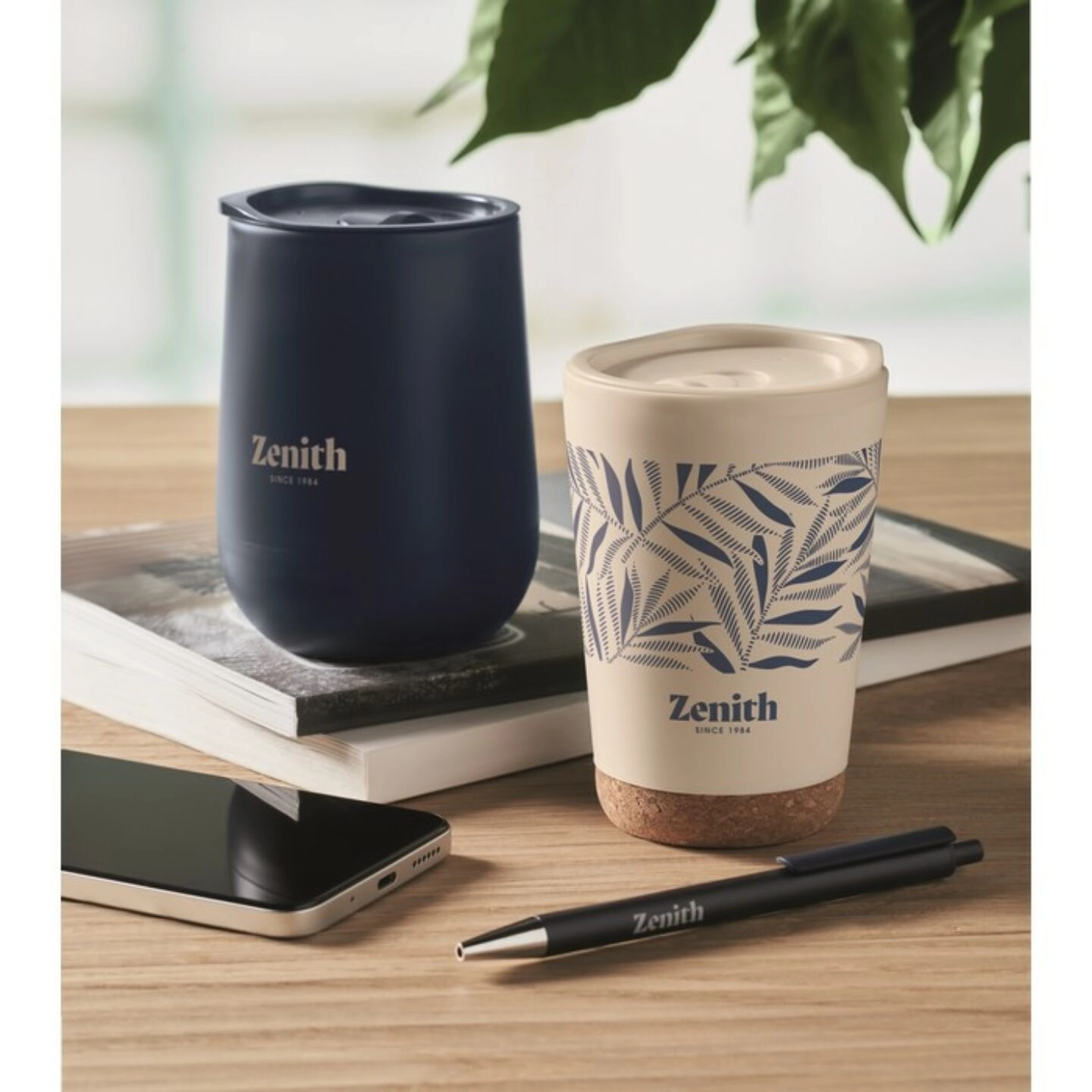 objets publicitaires personnalisés pour entreprises : tasses et stylos personnalisés
